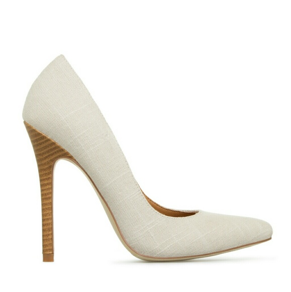 Izabella Rue Shoes - *NWOT* Izabella Rue heels